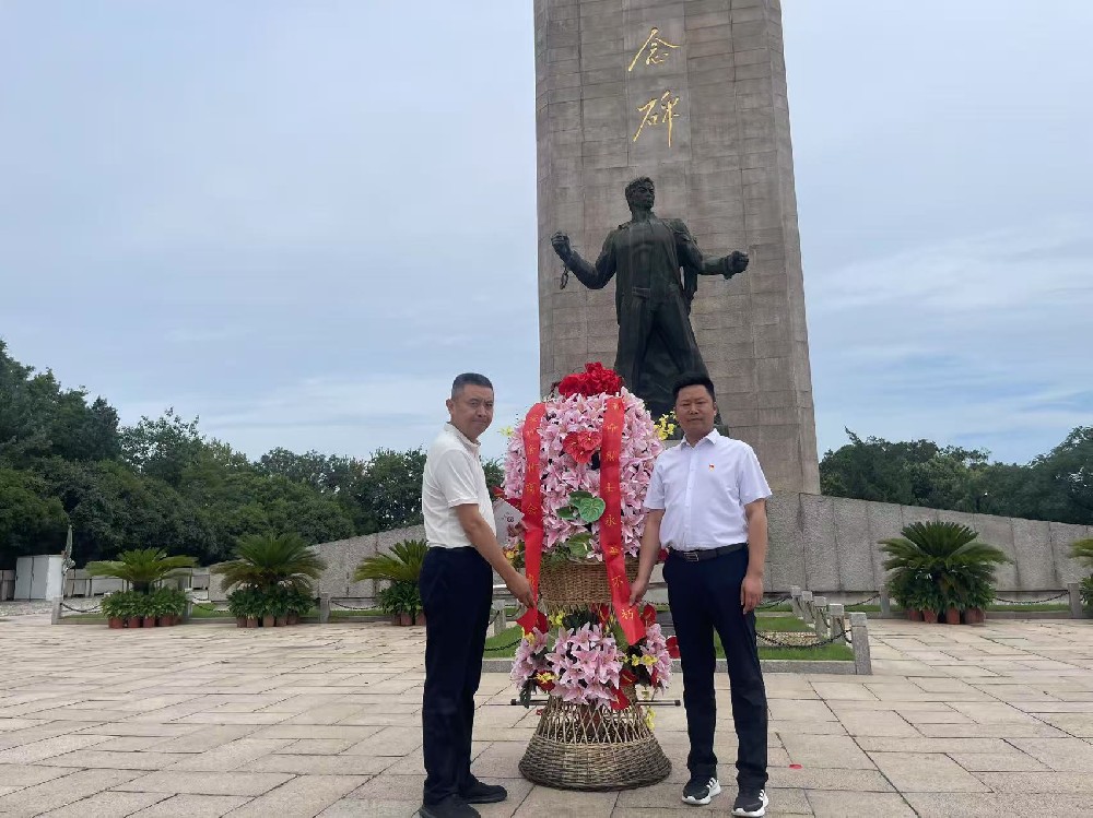 1751008322887971.jpg 1751008322887971.jpg